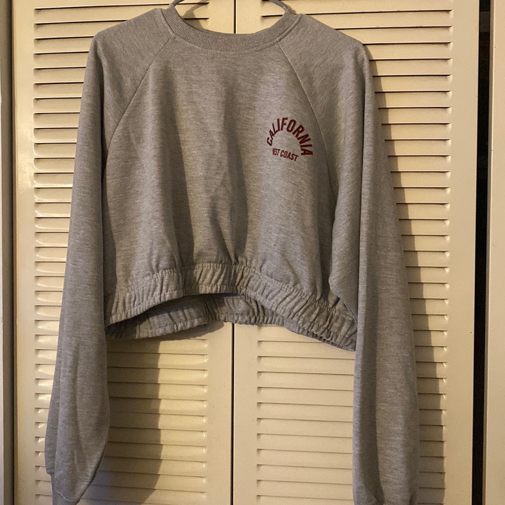 🌺NWT🌺 Crop Shirt